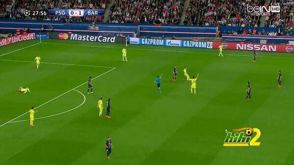 صور : ماسكيرانو ينقذ برشلونة من انفراد محقق ويصاب ..!