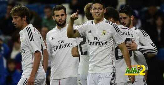 تشكيلة : ريال مدريد يستقبل ألميريا لمواصلة الضغط على برشلونة