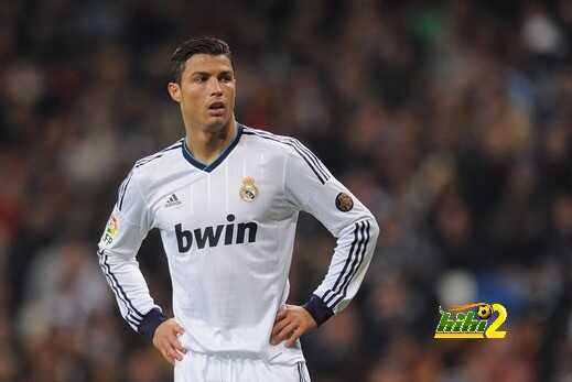 صورة : جمهور ريال مدريد يطالب برحيل كريستيانو في هذه الحالة ..!