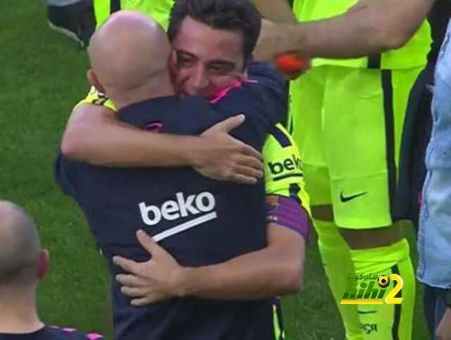 xavi-hernandez-llora-tras-conseguir-su-octava-liga