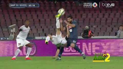 ميرتينز يعيد التقدم لنابولي من جديد