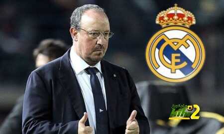 صور : الدموع تترقرق في عيون رافاييل بينيتز أثناء إعلانه مدرباً لريال مدريد