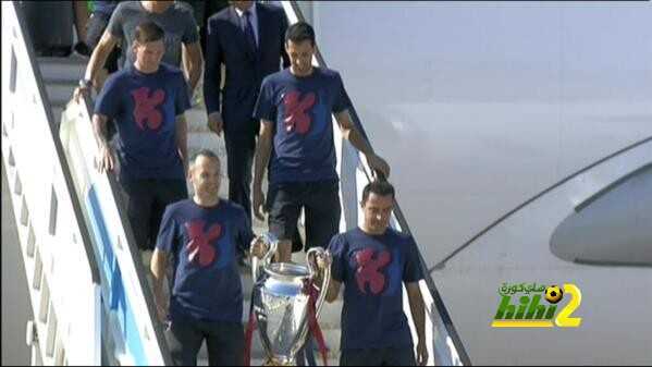 صور : أبطال أوروبا يعودون إلى برشلونة ..!
