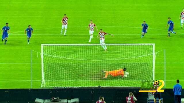 فيديو : ماندزوكيتش يهدر ركلة جزاء وبوفون يتصدى لها