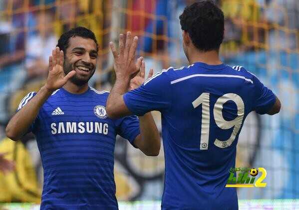 محمد صلاح يحتفل بعامه الثالث والعشرين