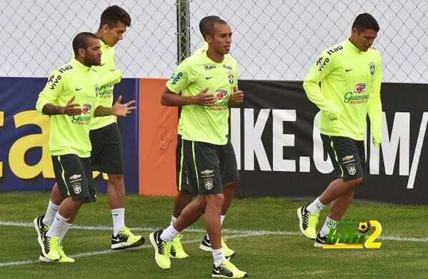 صور : تدريبات البرازيل استعداداً لمباراة باراجواي