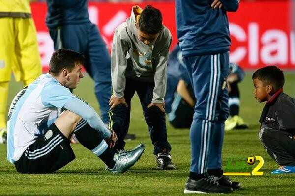 صور : أطفال تشيلي يتعاطفون مع ميسي ..!