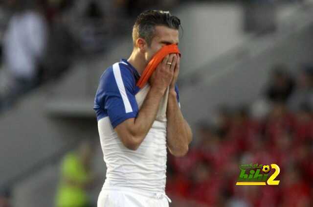 فان بيرسي على اعتاب الانضمام لفنربخشة