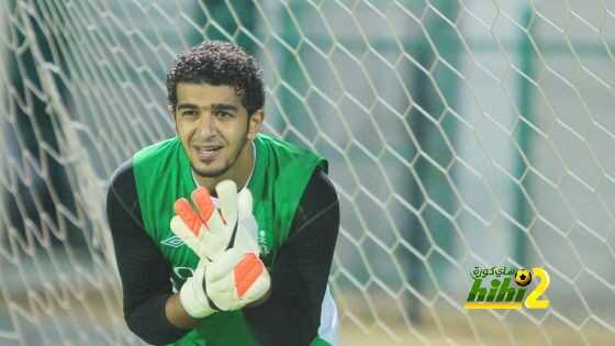 المعيوف يطلب الرحيل من الأهلي