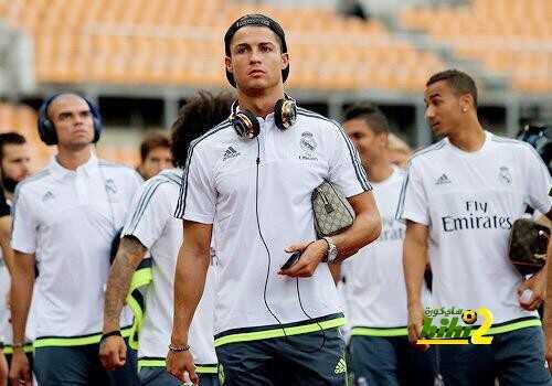 صور : وصول نجوم ريال مدريد إلى ملعب التدريبات