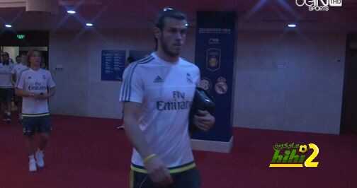 صور : وصول لاعبي ريال مدريد لملعب المباراة