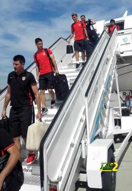 صور : اتليتكو مدريد يصل إلى معقله