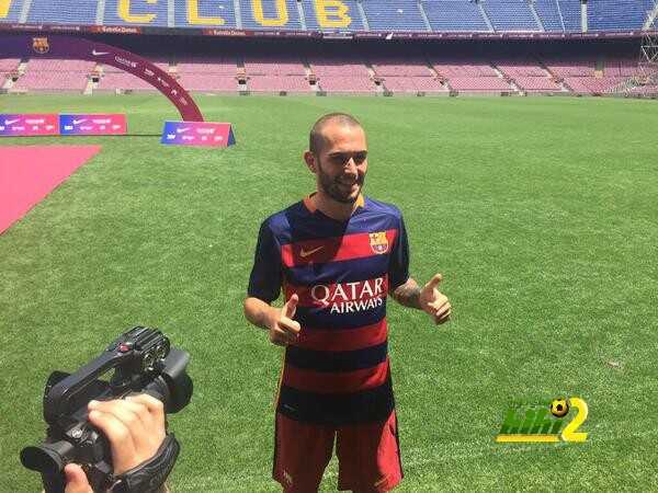 صورة : برشلونة يحتفل بيوم ميلاد فيدال