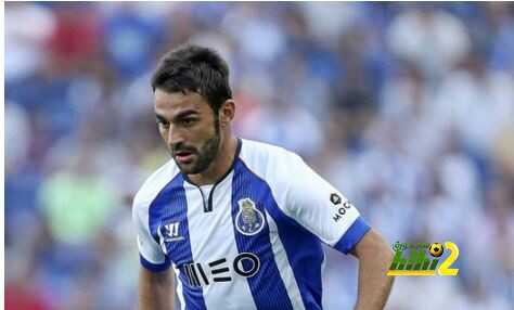 أدريان لوبيز يقترب من الدوري الاسباني