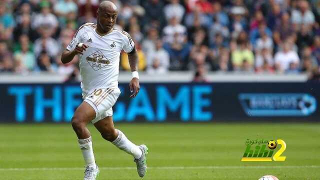 ايو : سعيد بالتواجد في الدوري الانجليزي
