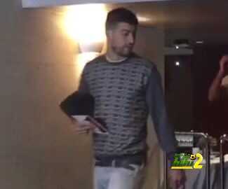 صور : وصول لاعبي برشلونة للكامب نو