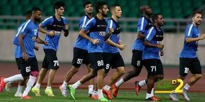 بالصور.. الأهلي الإماراتي يُجري أولى تدريباته بالصين استعداداً لجوانزهو في حضور النابودة