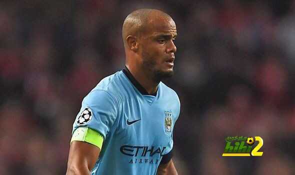 كومباني يغيب عن مباراة ليفربول للإصابة
