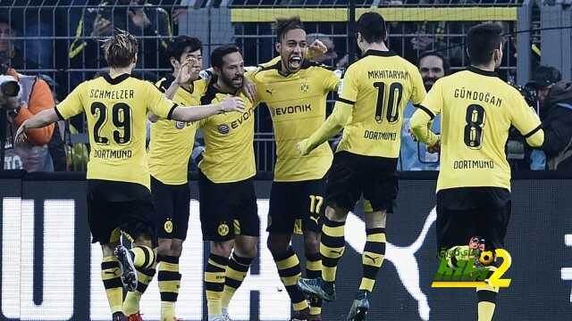 Borussia Dortmund v VfB Stuttgart - Bundesliga