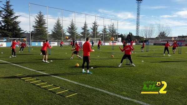 صور : استعدادات اتليتكو مدريد لمواجهة رايو فايكانو