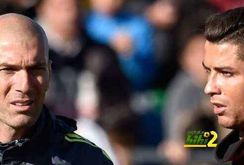 Zidane_CR_16_Entreno_Grande_48_original