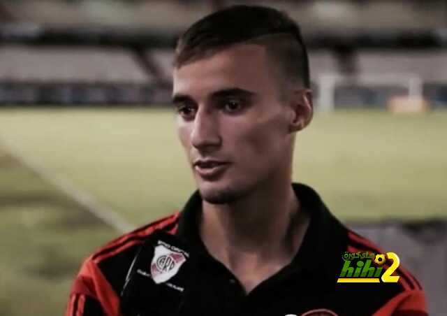 ميلان يبدي اهتمامه بضم لاعب ريفر بلايت