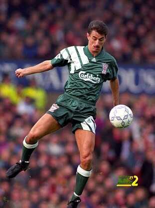 3104E8AB00000578-3438515-Anfield_great_Ian_Rush_wearing_the_bold_green_kit-a-21_1455018157996