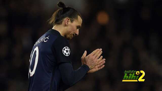 ابراهيموفيتش يواصل التألق في دوري الأبطال للموسم العاشر على التوالي