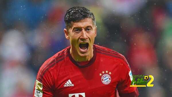 ليفاندوفيسكي يفتح باب التجديد للبايرن