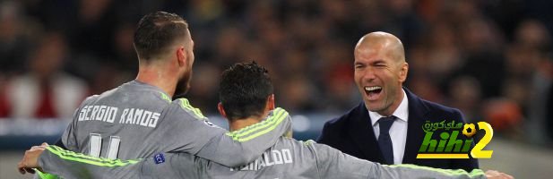 فيديو : ريال مدريد يضرب شباك روما بثنائية ويقترب من التأهل لدور الثمانية