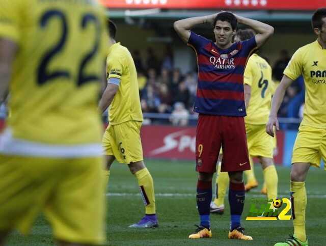 الاخطاء التي وقع فيها رجال برشلونة وأعادت فياريال للمباراة