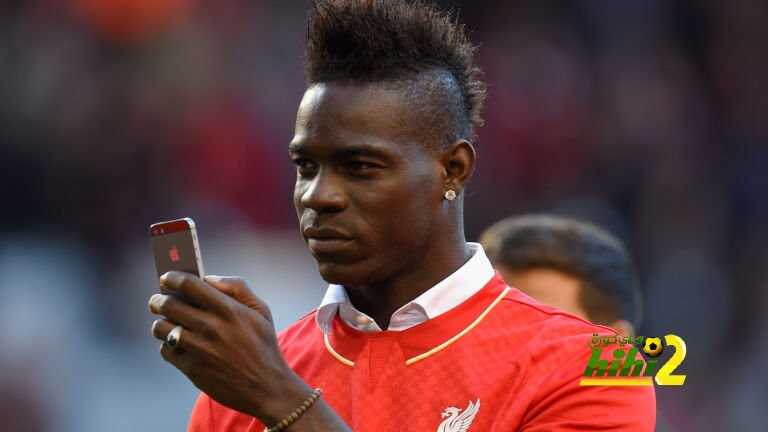 mario-balotelli-liverpool-football_3342006