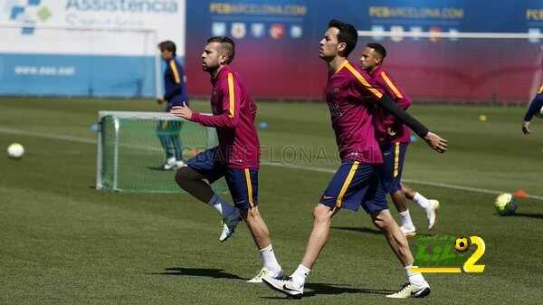 صور : الخروج الآوروبي يلقي بظلال الحزن على وجوه لاعبي برشلونة في الاستعدادات للقاء فالنسيا