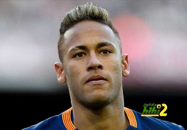 فيديو : جماهير برشلونة طالبت باجلاس نيمار على مقاعد البدلاء