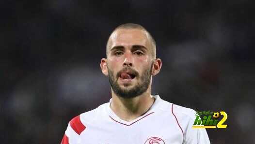 ميلان يضع عينه على لاعب برشلونة