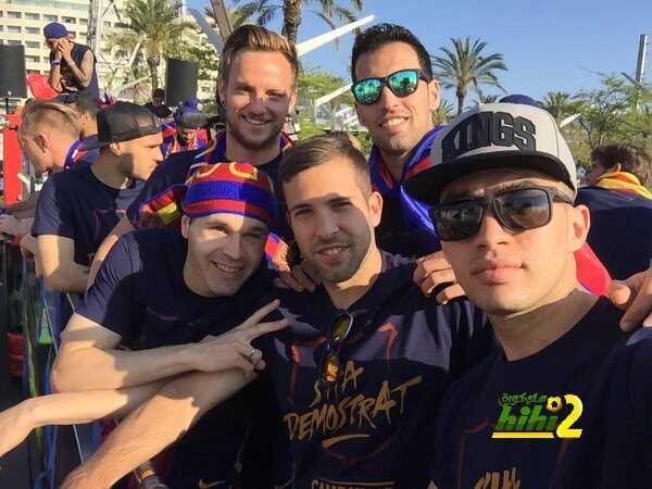 صور : احتفالات برشلونة بلقب الليغا في شوارع برشلونة ..!