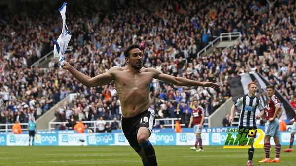 Football - Newcastle United v West Ham United - Barclays Premier League - St James' Park - 24/5/15 Newcastle's Jonas Gutierrez celebrates scoring their second goal Action Images via Reuters / Lee Smith Livepic EDITORIAL USE ONLY. No use with unauthorized audio, video, data, fixture lists, club/league logos or "live" services. Online in-match use limited to 45 images, no video emulation. No use in betting, games or single club/league/player publications. Please contact your account representative for further details.
