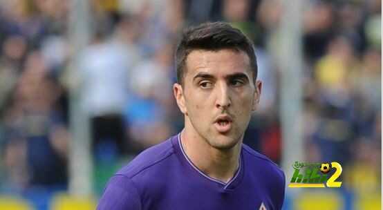 نابولي يقترب من ضم لاعب فيورنتينا