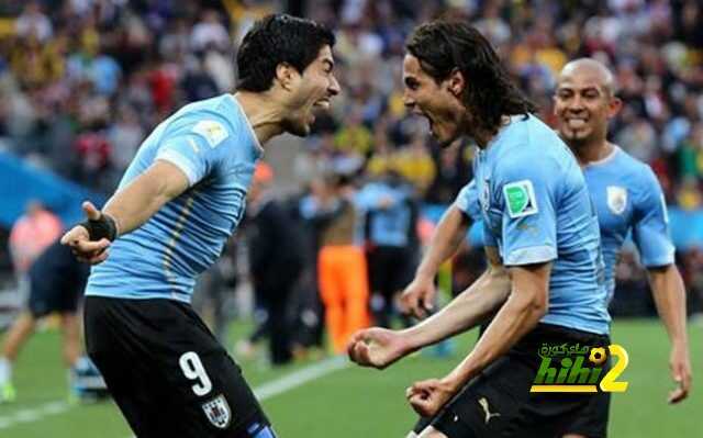 suarez-and-cavani-playing-for-uruguay-1429099453307
