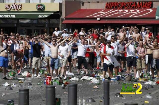 بالصور .. إشتباكات بين جماهير إنجلترا وروسيا قبل لقاء المنتخبين