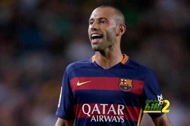 برشلونة يتحرك لتجديد عقد نجمه