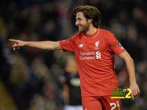اشبيلية يفكر في ضم لاعب ليفربول