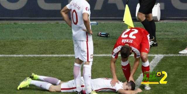 تدخل على ليفاندوفسكي كاد يحرمه من باقي مباريات اليورو !