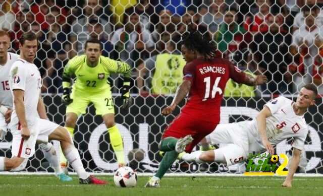 ارقام ريناتو سانشيز خلال الشوط الاول