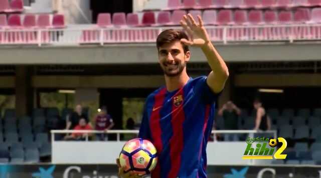 فالنسيا يعلن انتقال جوميز لبرشلونة ويكشف عن سبب تأخير الإعلان .!
