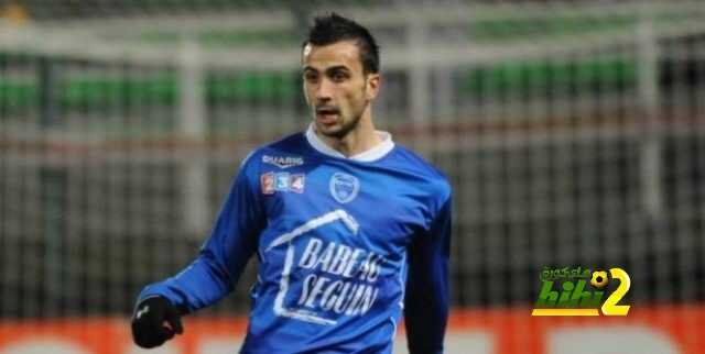 رسميا : غرناطة يتعاقد مع مدافع من الدوري الفرنسي !