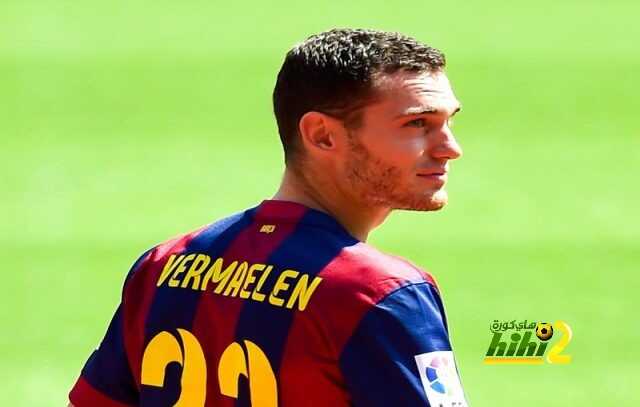 ليفربول ينافس روما على مدافع برشلونة