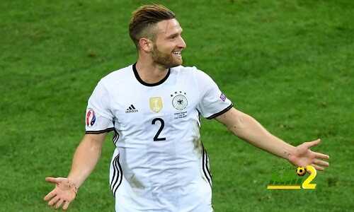 وكيل مدافع فالنسيا يؤكد أهتمام ارسنال بضمه