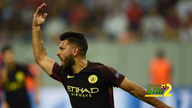 أجويرو يدون الهاتريك الثامن بقميص مانشستر سيتي