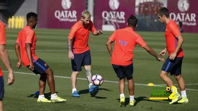 صور : برشلونة يعود للتدريبات بعد اكتساح بيتيس
